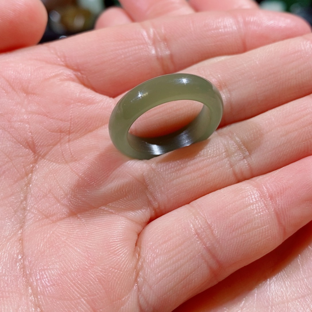 和田玉戒圈未镶嵌