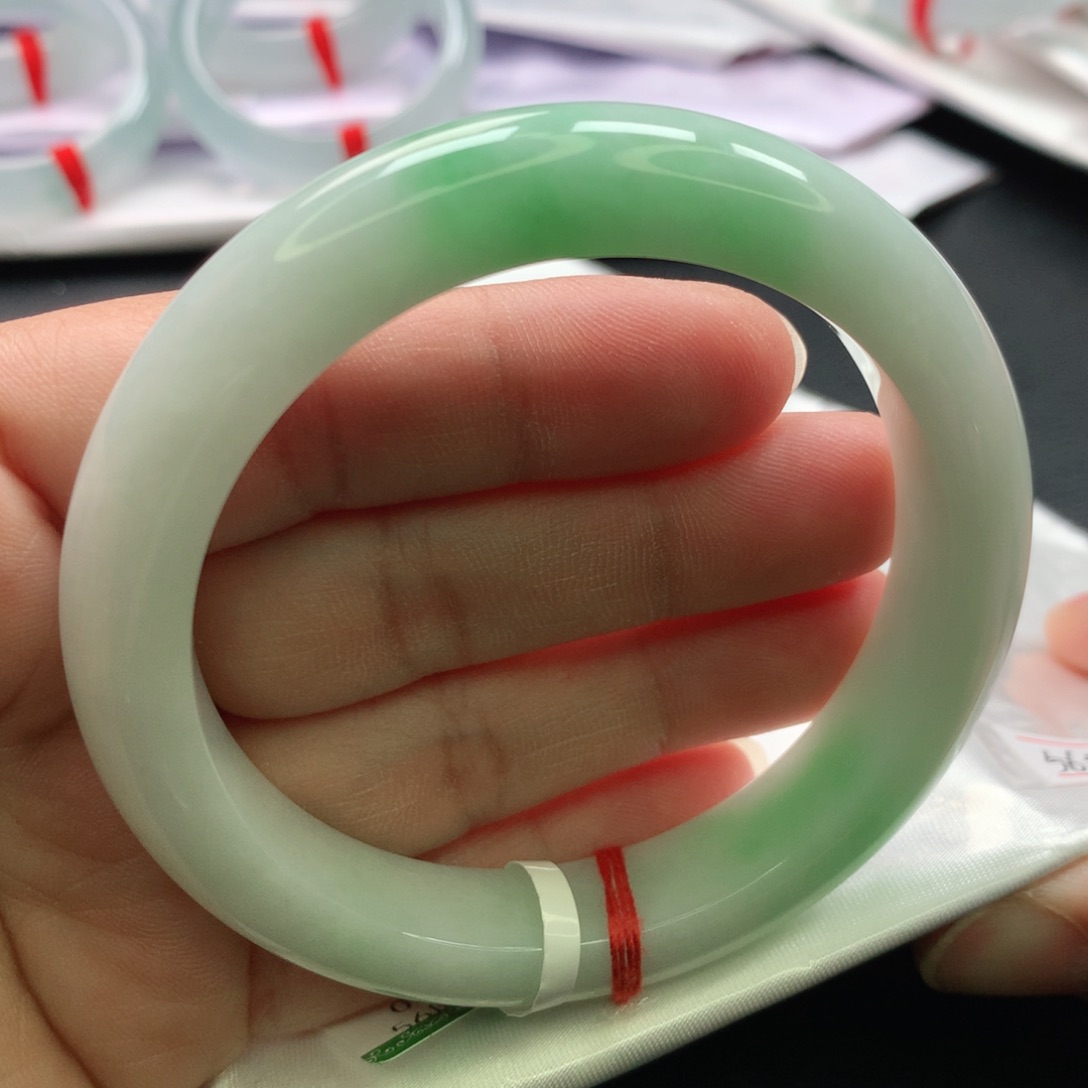 翡翠手镯未镶嵌缅甸56