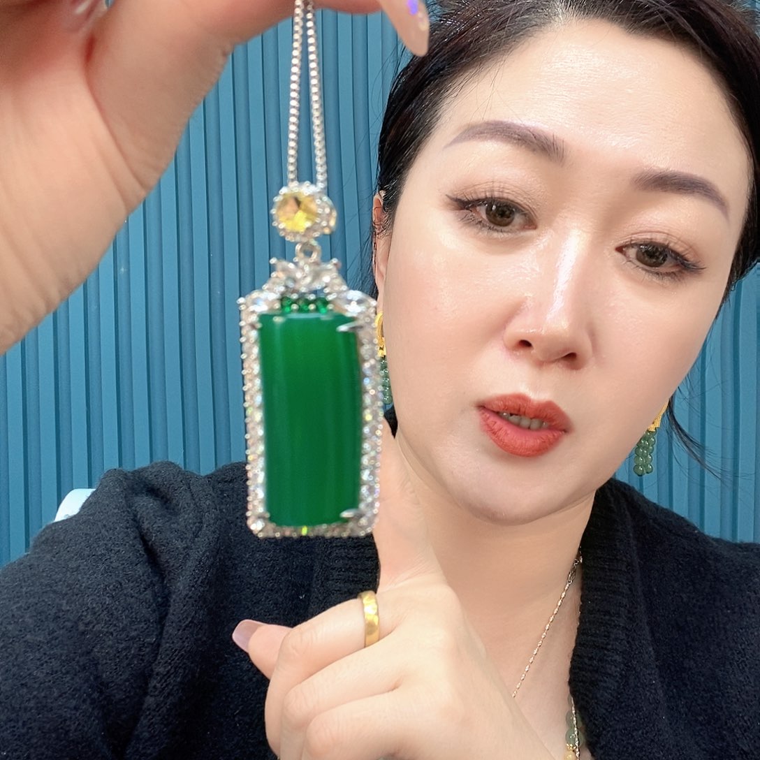 石英质玉手镯合金