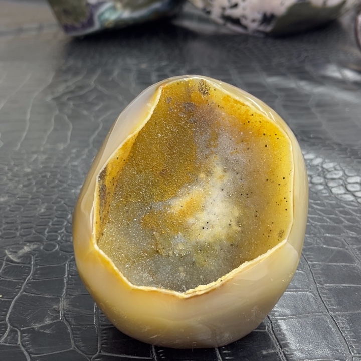未镶嵌水晶珠宝半成品
