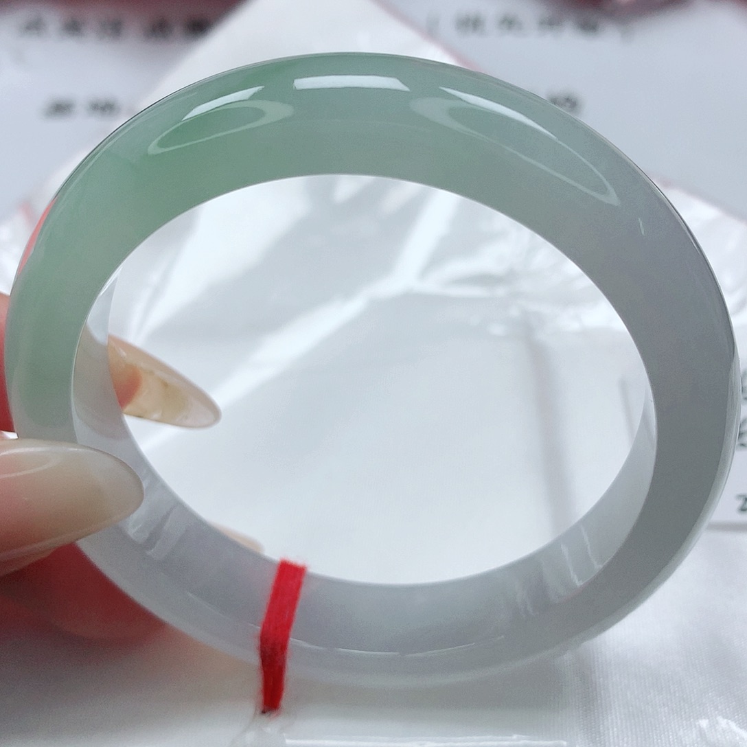 翡翠手镯未镶嵌缅甸天然A货翡翠