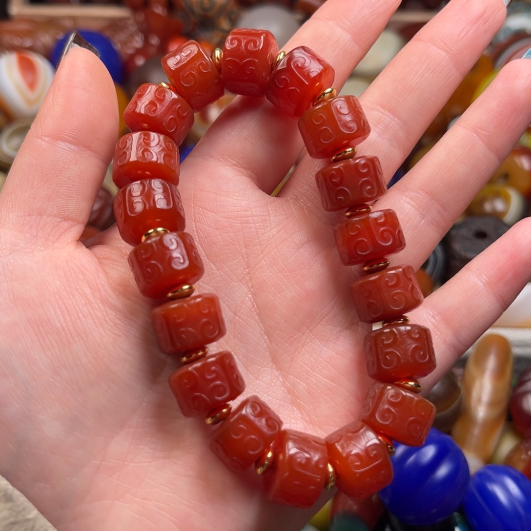 玛瑙/玉髓颈饰未镶嵌