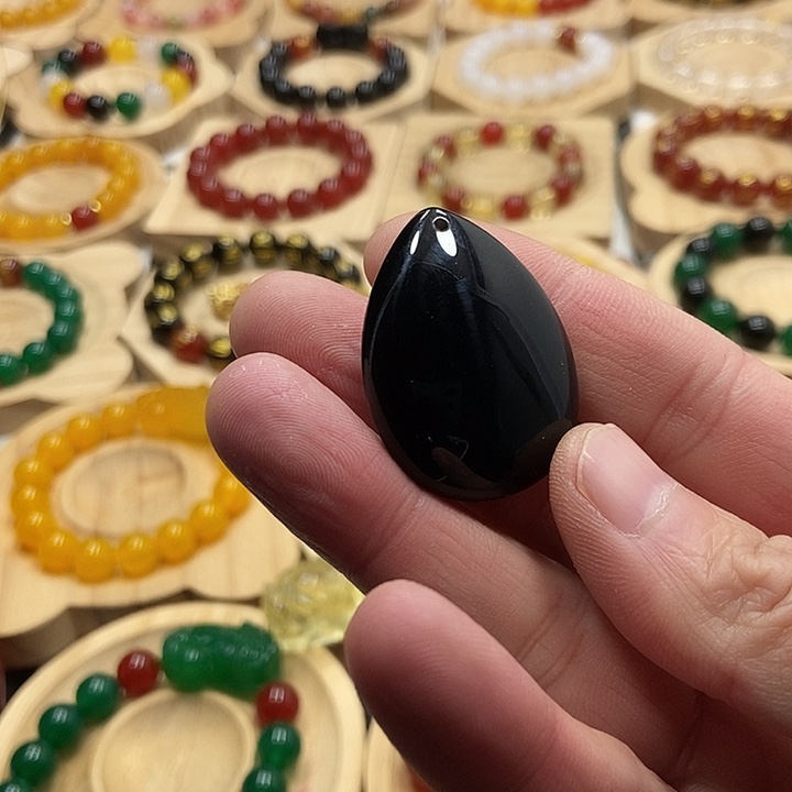 未镶嵌黑曜岩颈饰b**e