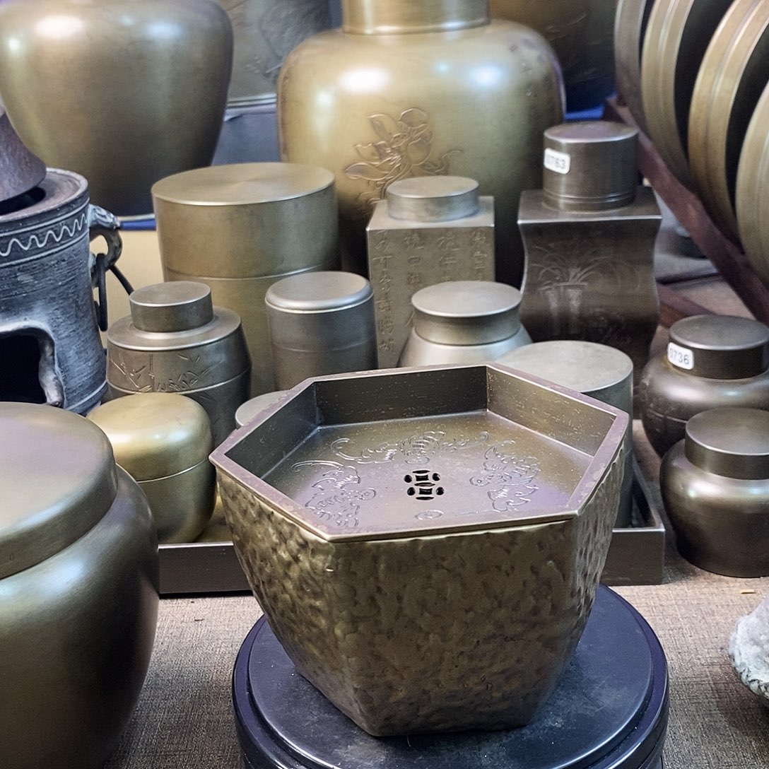 液***哥瓷片哈哈哈啊哈哈哈哈哈哎锡罐