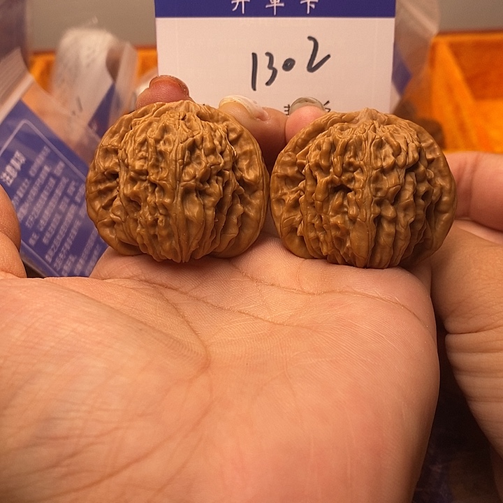 用***5桃核吊坠四座楼43无刀痕s