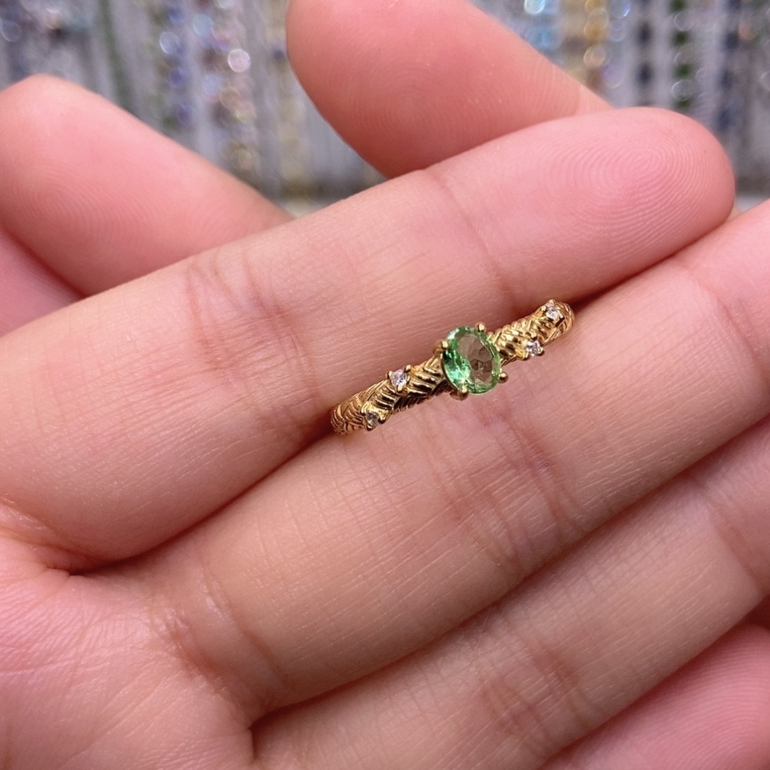 银S925镶嵌石榴石（沙弗莱）戒指