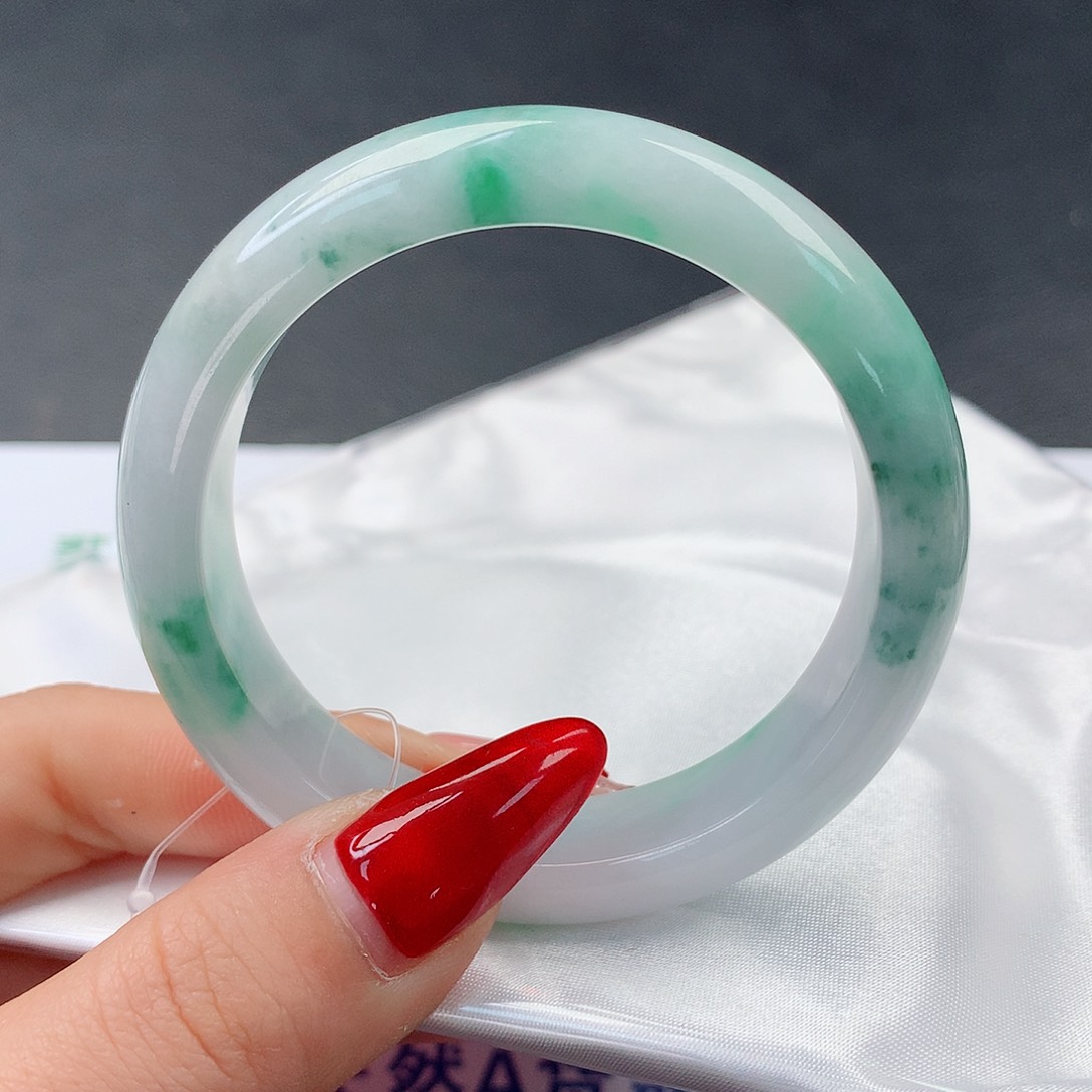 翡翠手镯未镶嵌0091正51.7