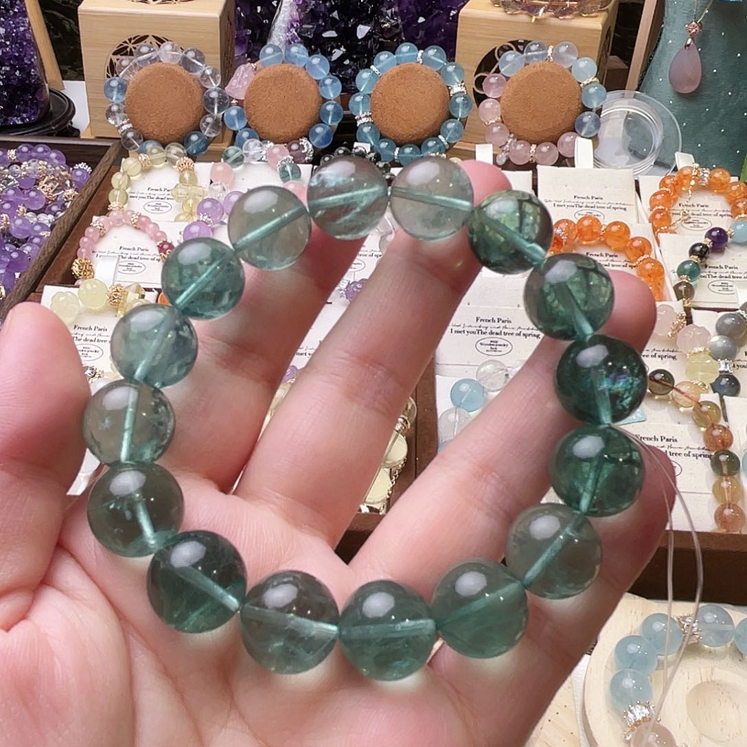 水晶吊坠(赠链)未镶嵌