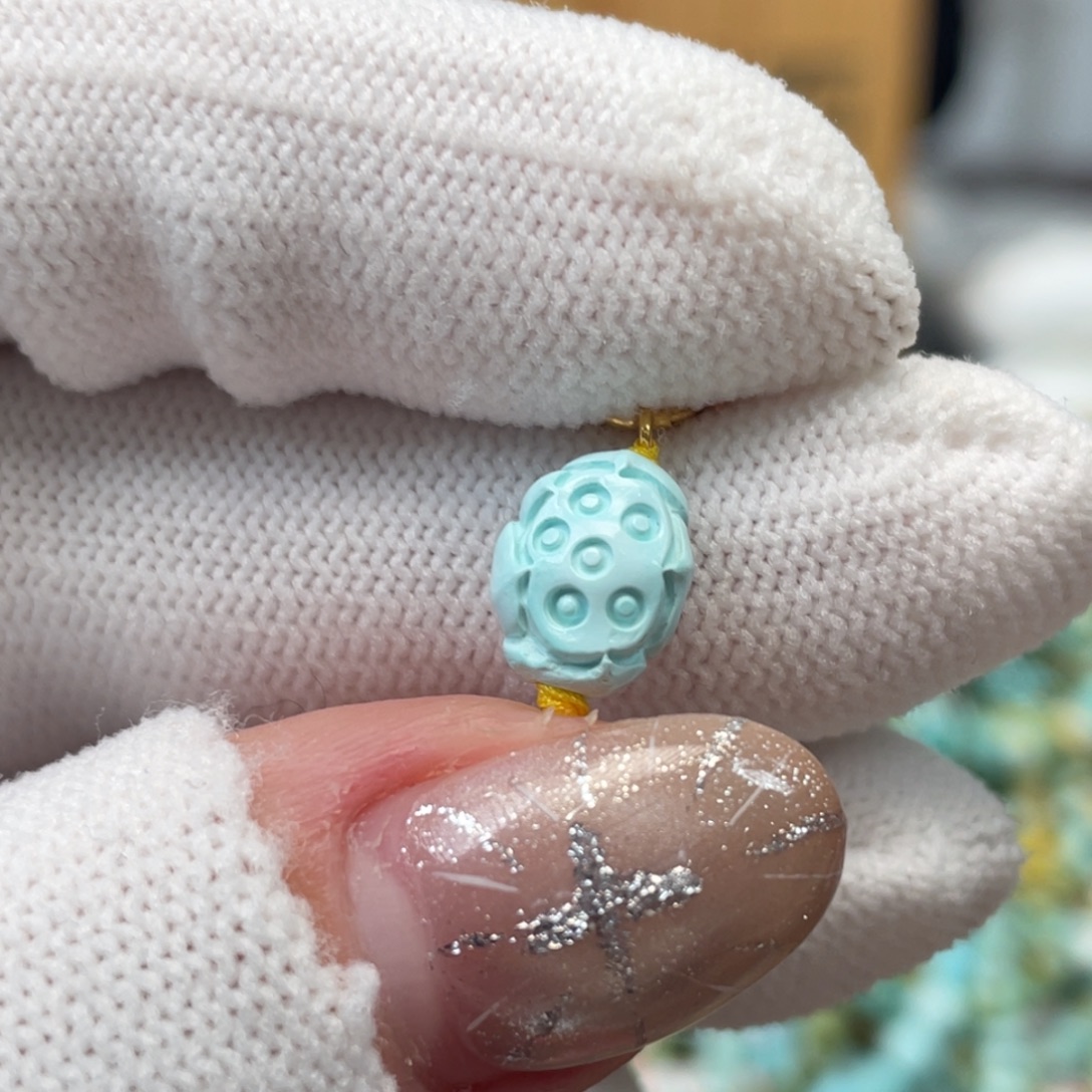 绿松石未镶嵌挂件