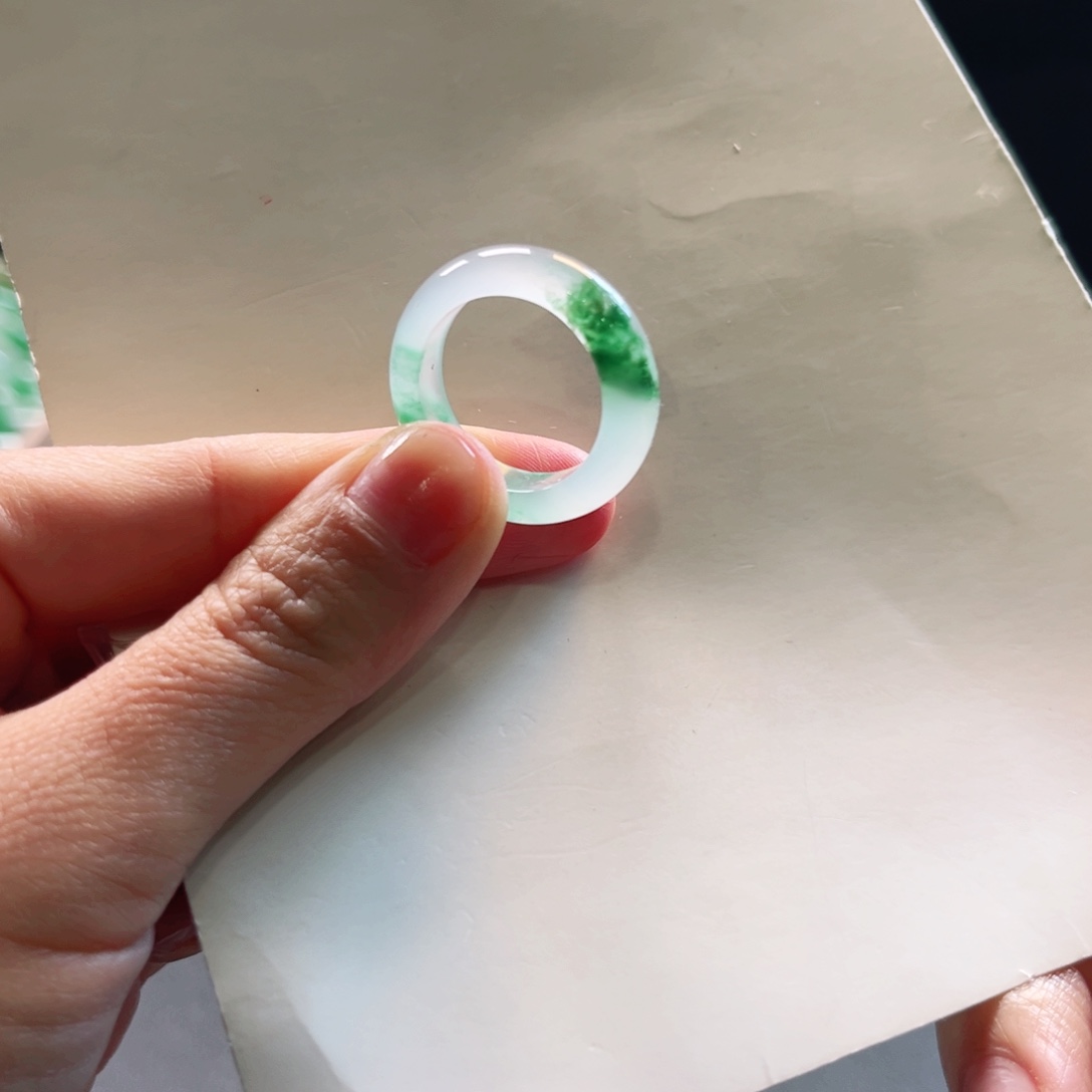 石英质玉戒圈未镶嵌