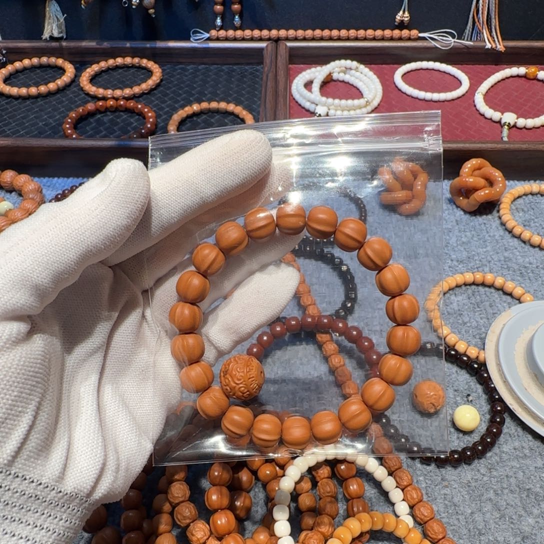 朝***拾吊坠猴头核桃四花鲨鱼背