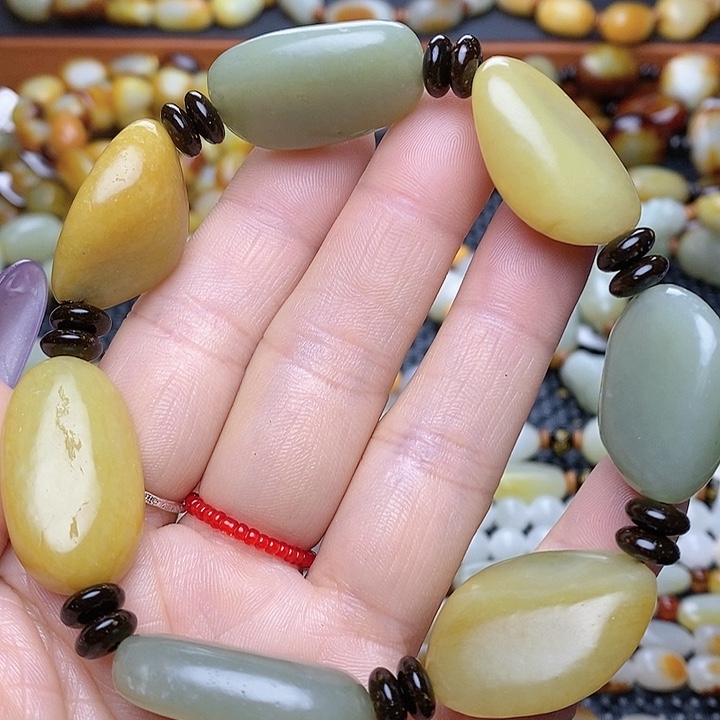 手链未镶嵌透闪石质玉