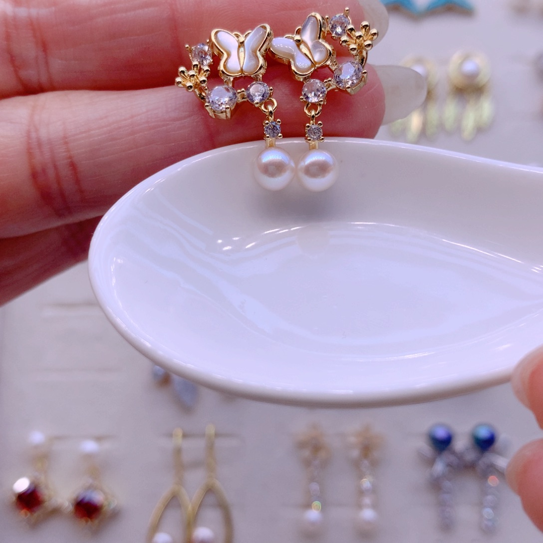 淡水珍珠耳饰合金