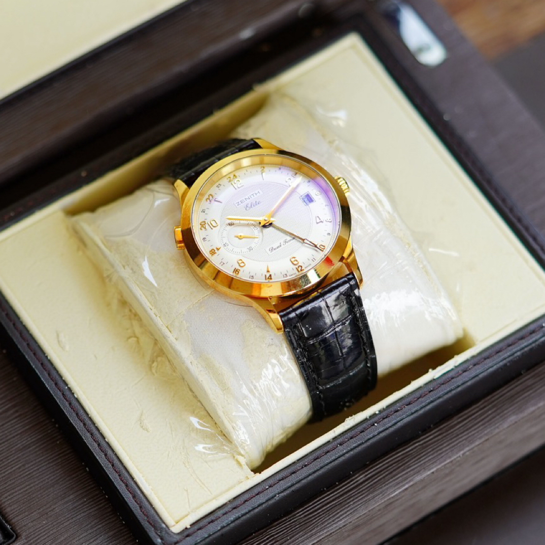 99新 Zenith/真力时 真力时指挥官系列 10年全套 39表径