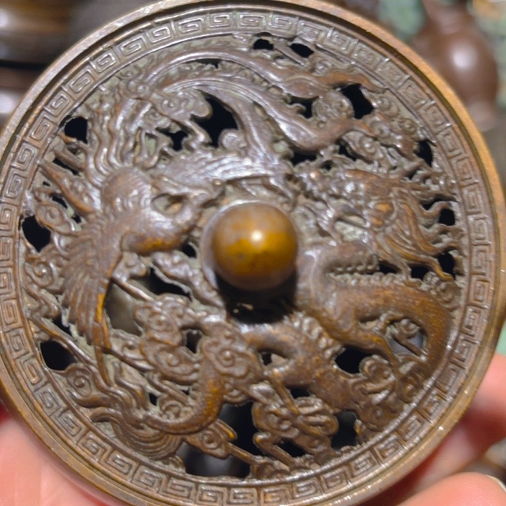 铜的。全清了。一件不留！不磨叽