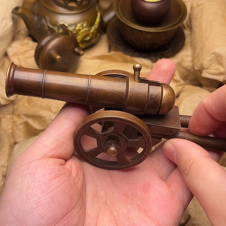 铜器精美好物点击下单