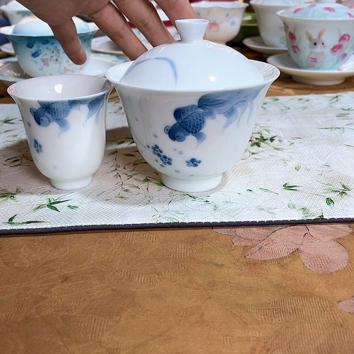 【闪购商品】游鱼盖碗➕杯哈哈哈哈哈