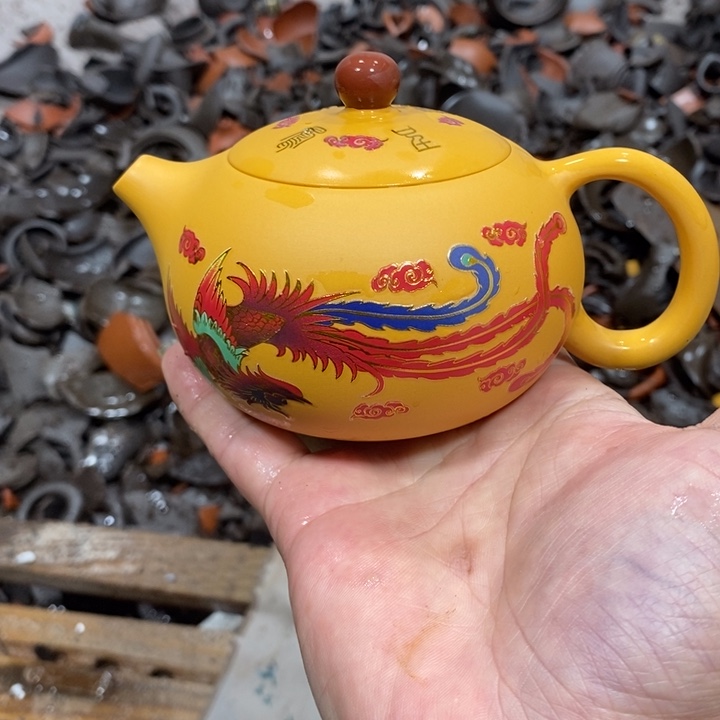 紫砂茶壶我也不知道