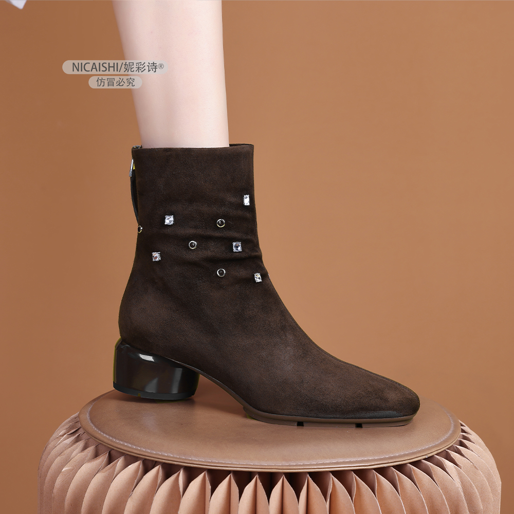2025年新款秋冬韩系短靴高级感优雅气质满钻女靴时尚舒适短靴3393