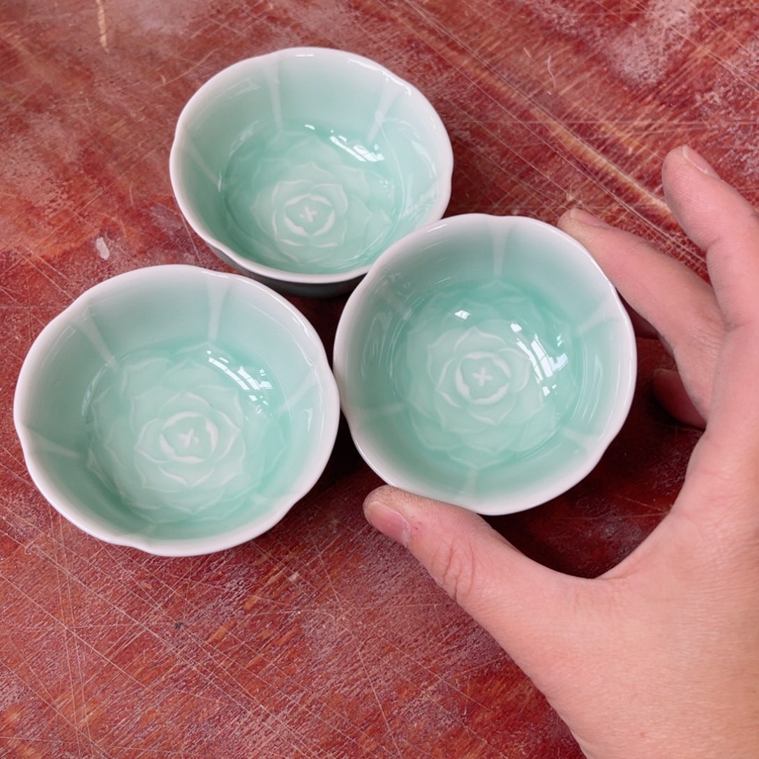 瓷片哈哈哈哈哈哈哈哈