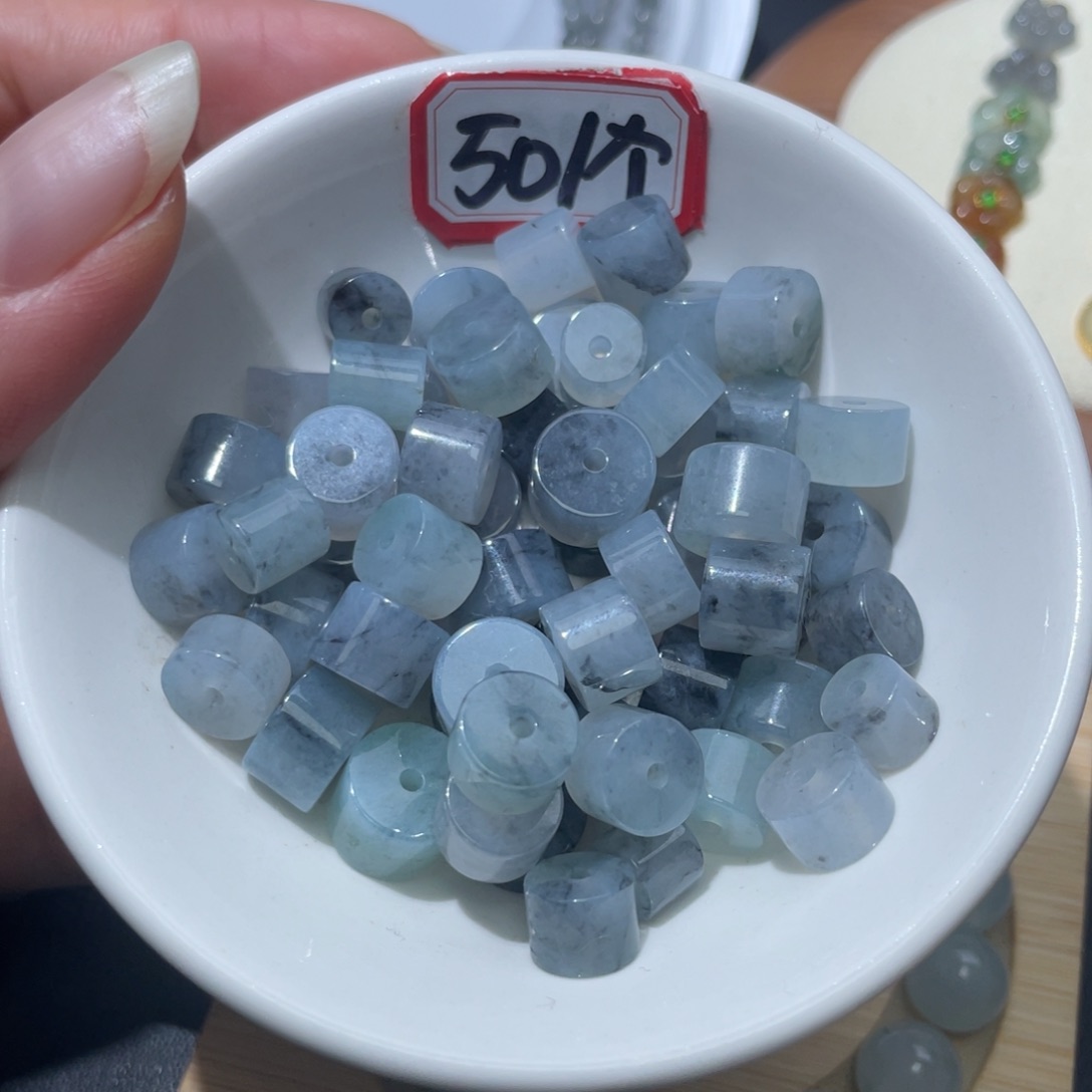 翡翠未镶嵌颈饰50一个可挑