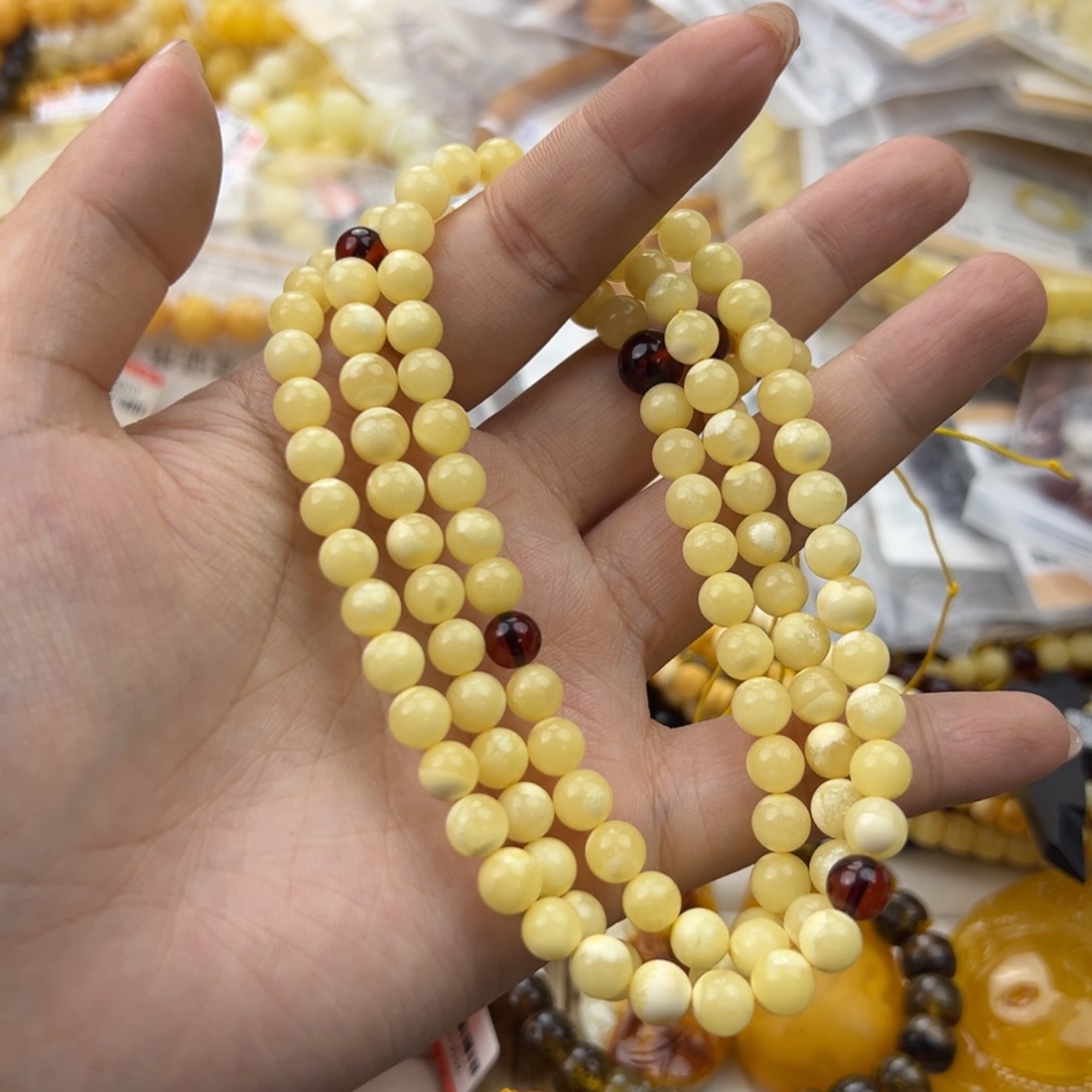 琥珀珠宝奇石未镶嵌