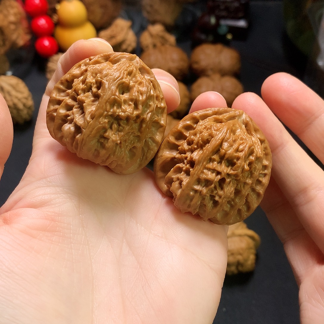 文玩核桃吊坠三角白41