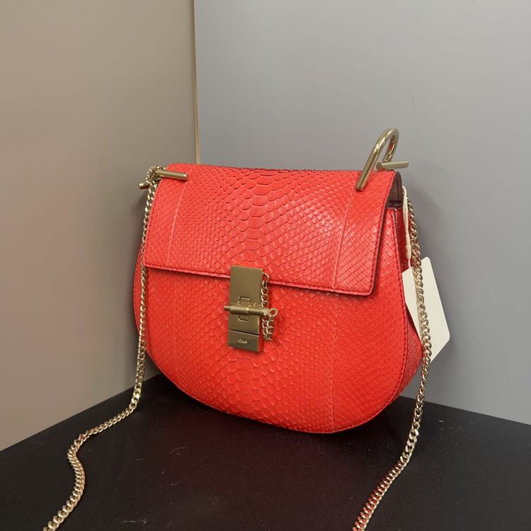 95新/蔻依/包包/[251102Ev001]/C18378415426