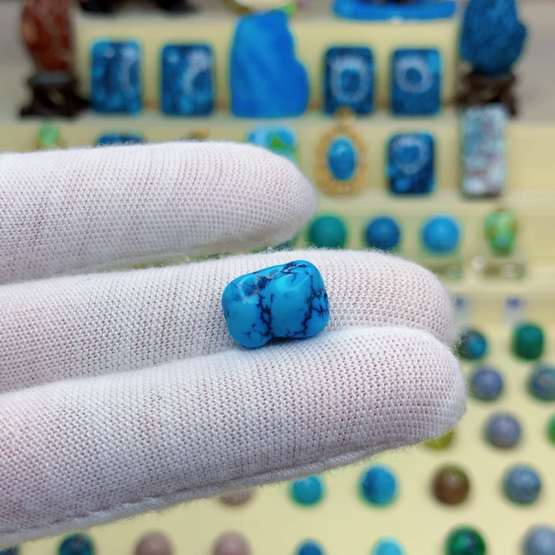 绿松石绿松石未镶嵌