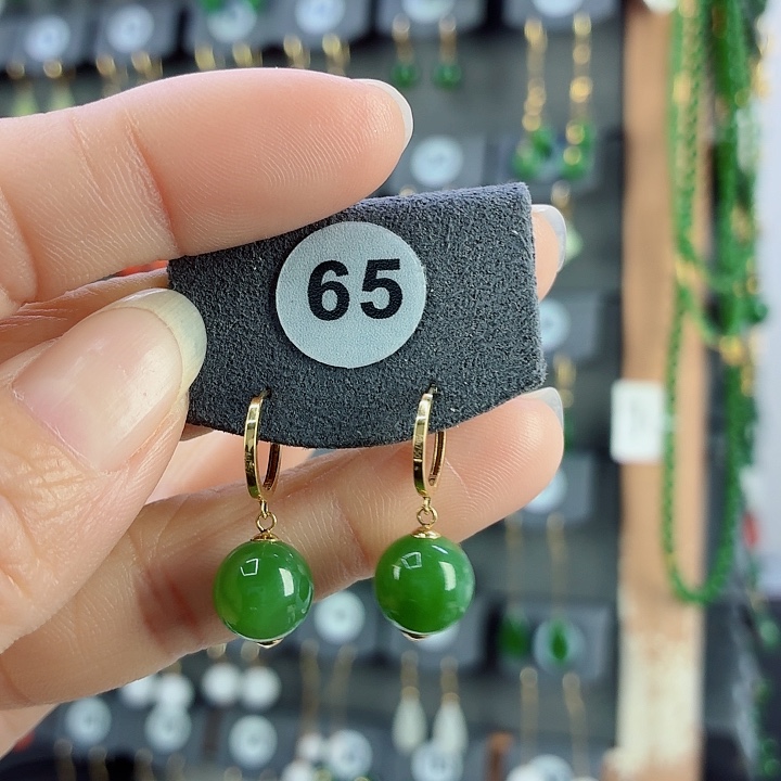 和田玉18K金镶嵌耳饰