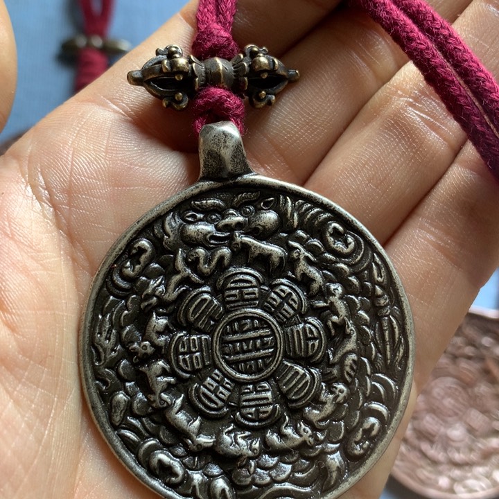 琉璃颈饰喜欢的朋友