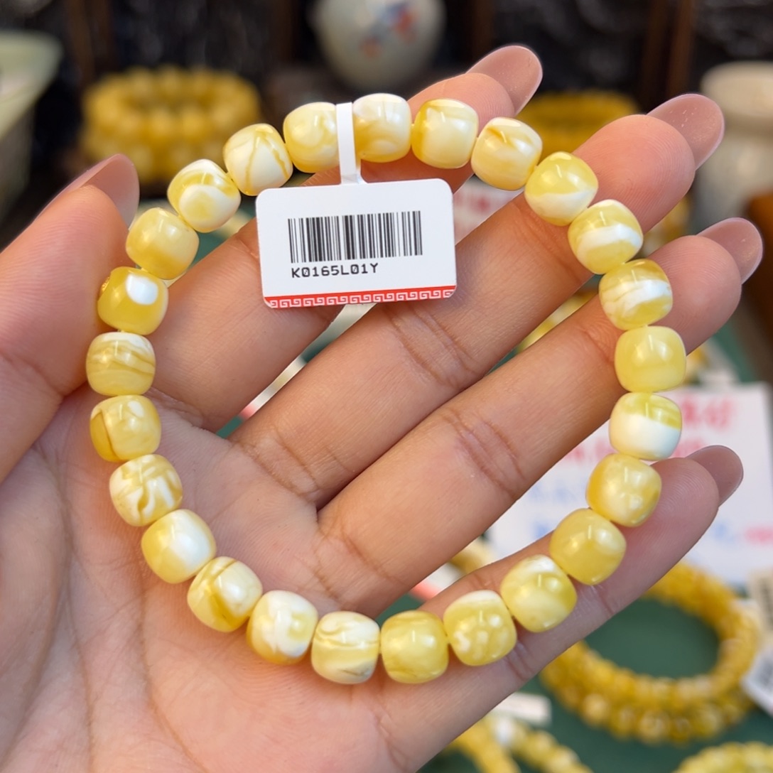 琥珀裸石未镶嵌s d g h j k k k m