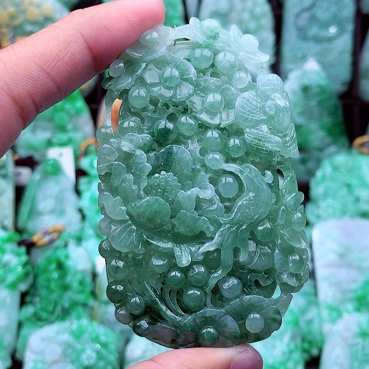 翡翠吊坠(不含链)未镶嵌