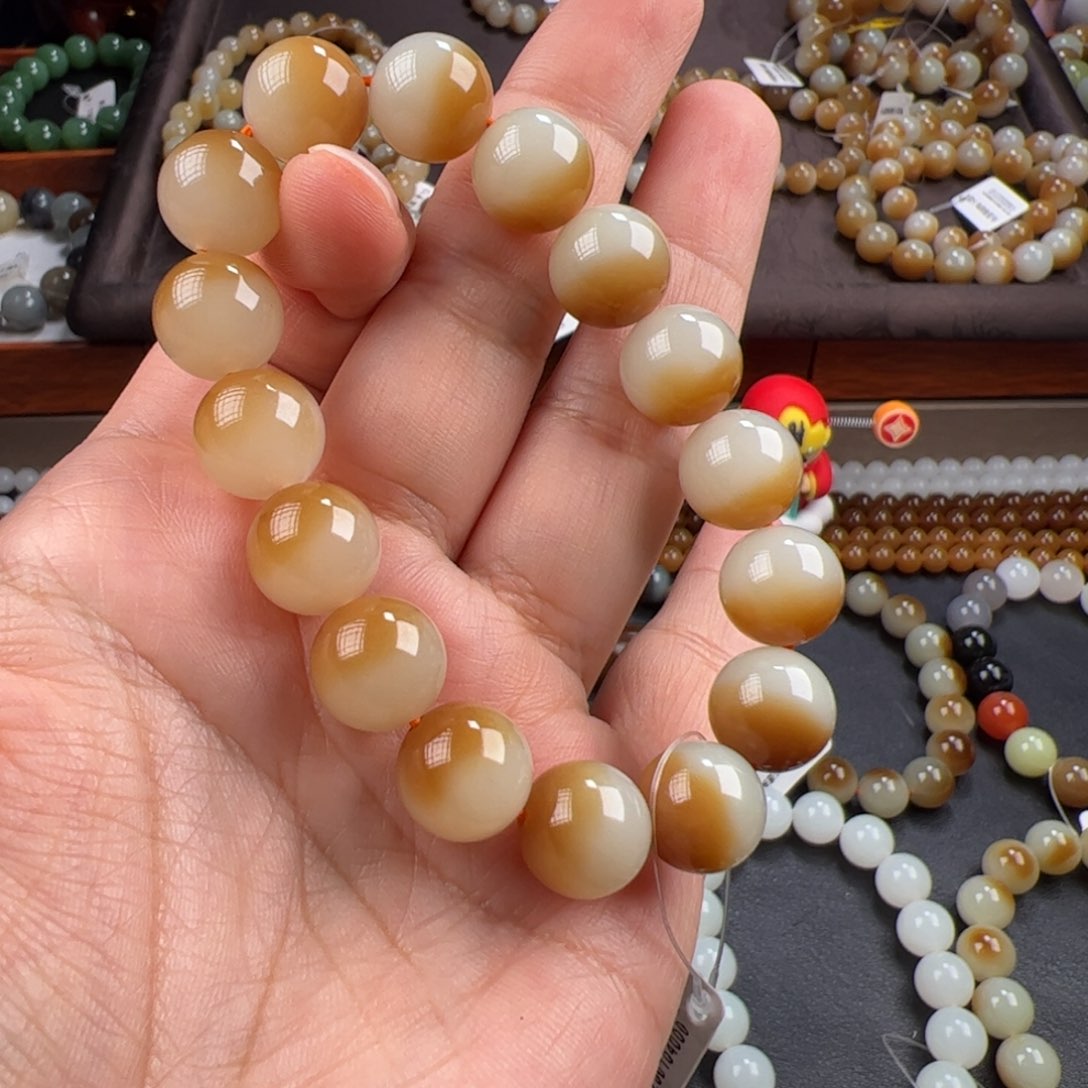 和田玉手链未镶嵌嘟**.