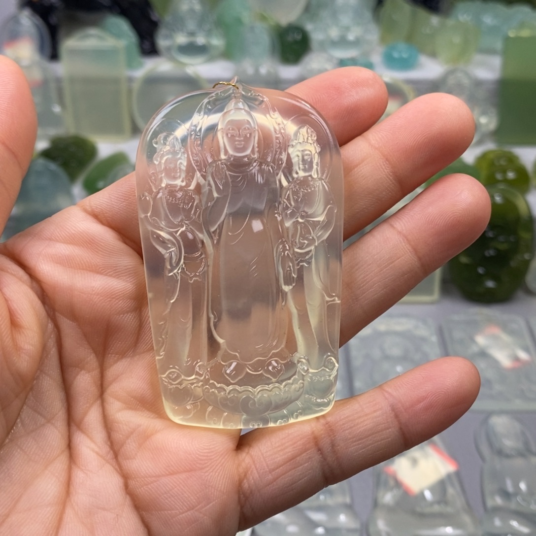 调***妞蛇纹石玉未镶嵌颈饰