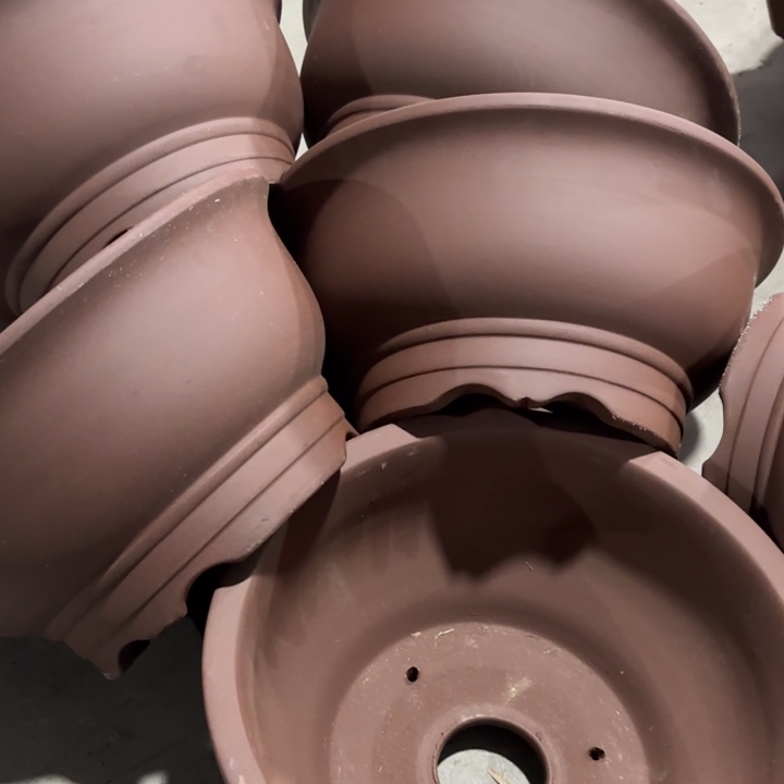 紫砂花盆100-6。 28.5-13.5。  