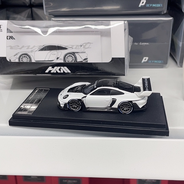 Hkm白色保时捷合金