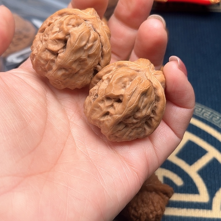 文玩核桃把件蛤蟆 修