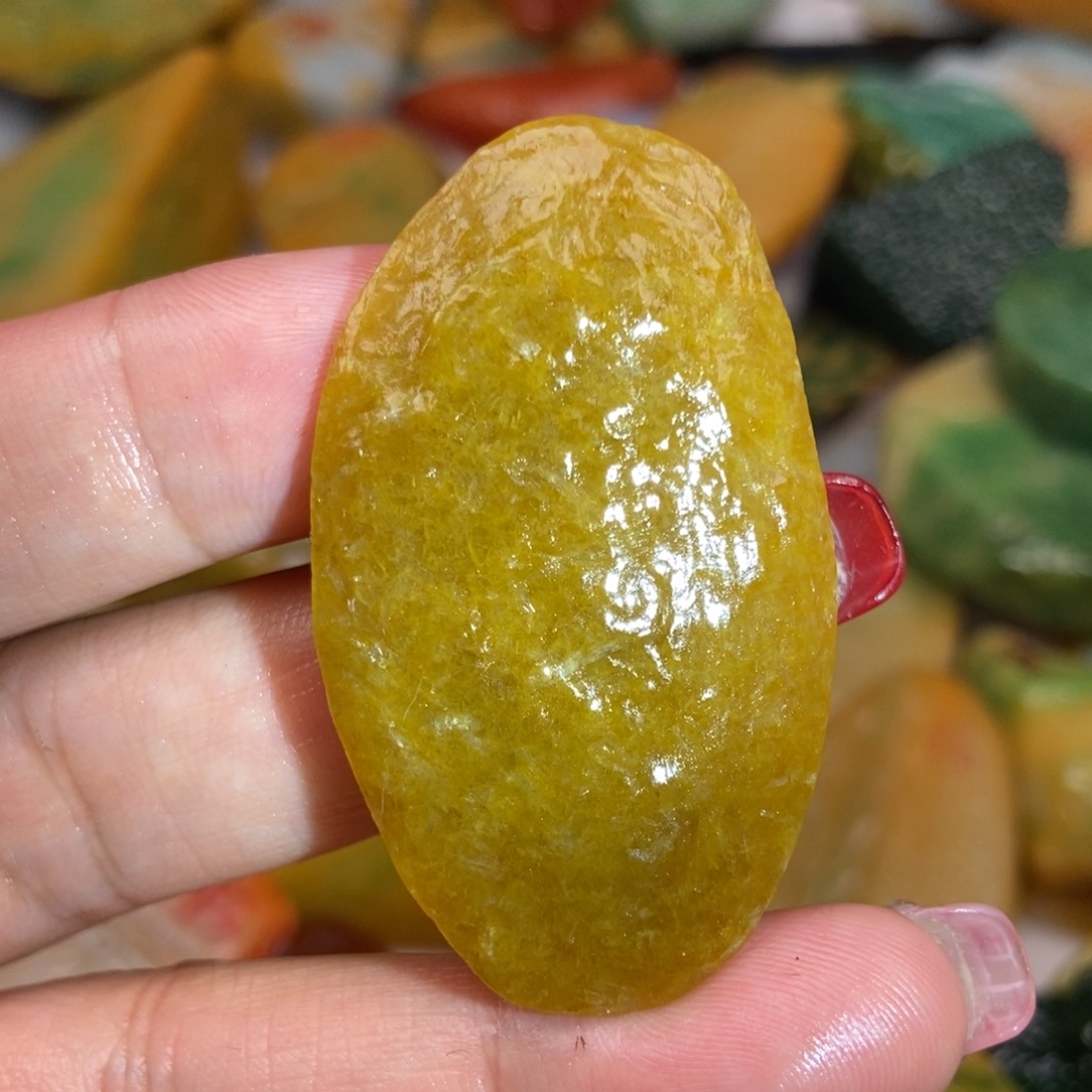 翡翠颈饰未镶嵌缅甸翡翠