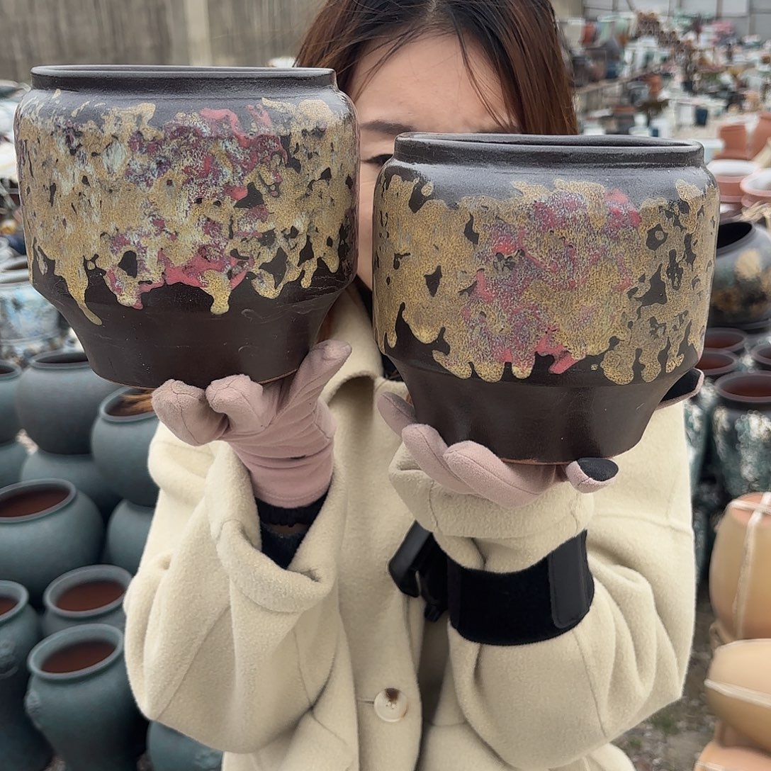 口径15高16两个油画