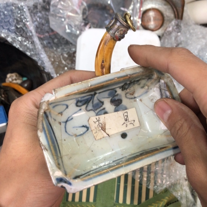 陶瓷孤品单件车里拍