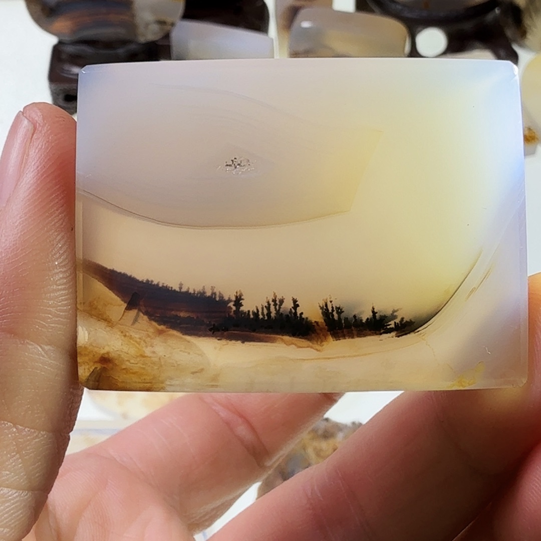 玛瑙/玉髓未镶嵌珠宝半成品