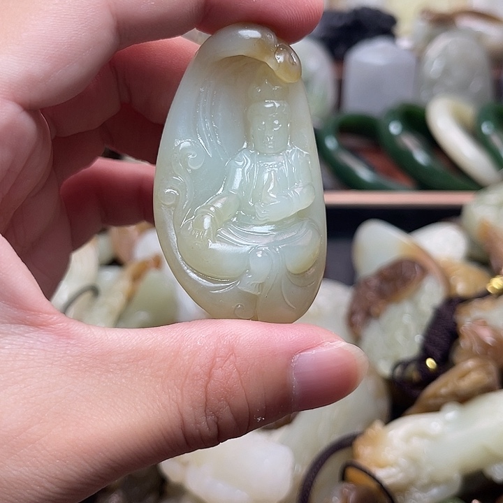 和田玉未镶嵌挂件