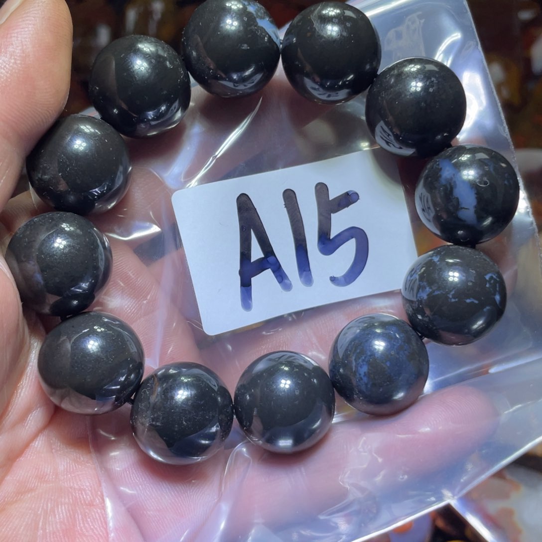 玛瑙/玉髓颈饰未镶嵌龙*哥