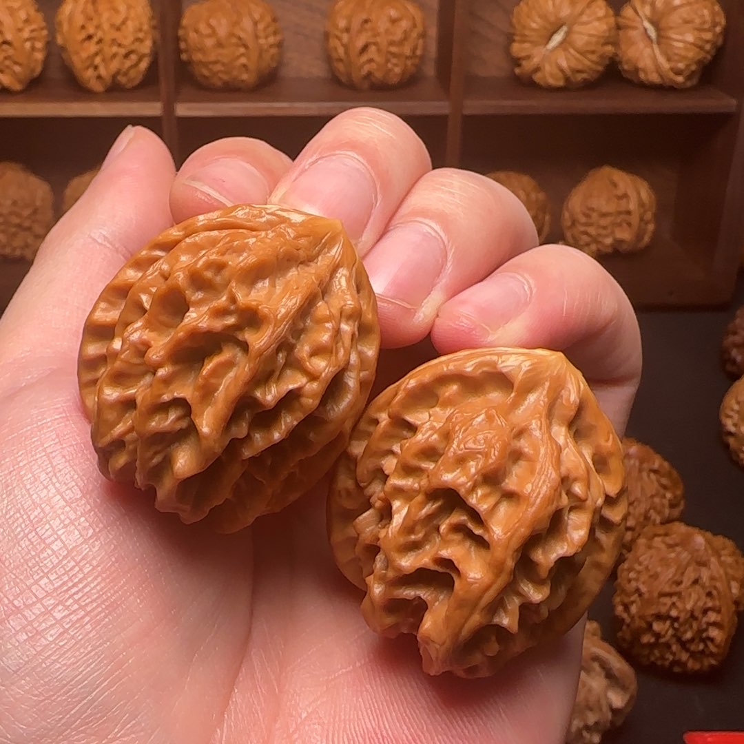 文玩核桃把件曹大龙