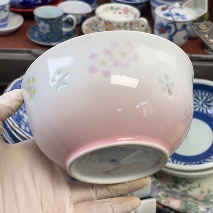 陶瓷他家瓷器真美…开播了