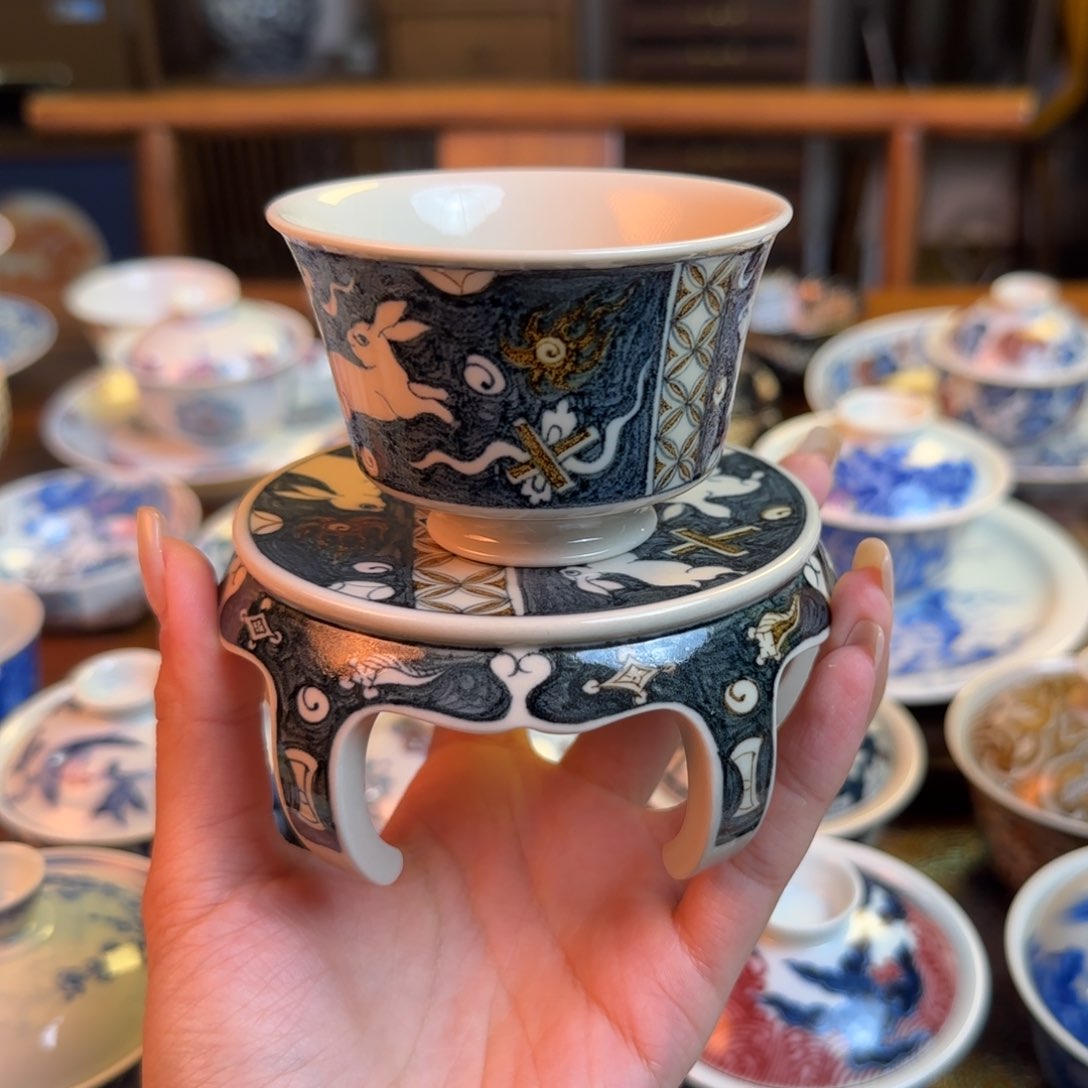 青**里重工玉兔釉里金四件套纯手绘