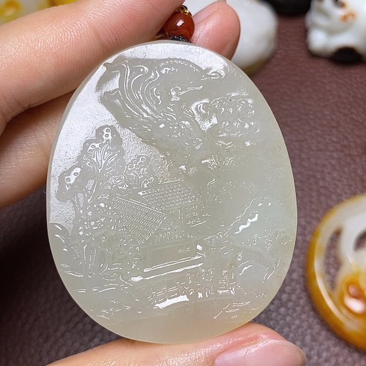 和田玉未镶嵌颈饰一**你