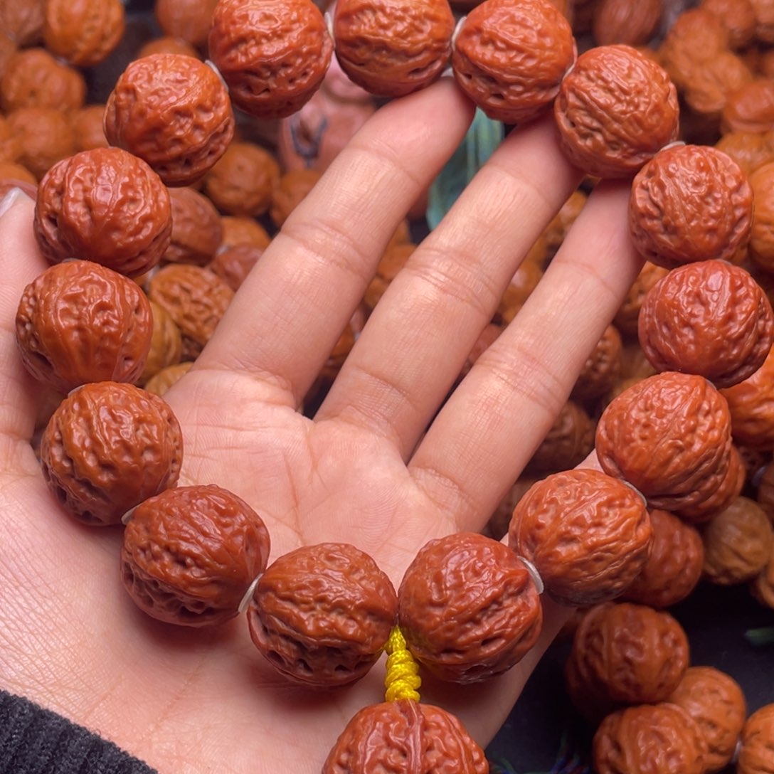 文玩核桃手串荔枝纹元宝