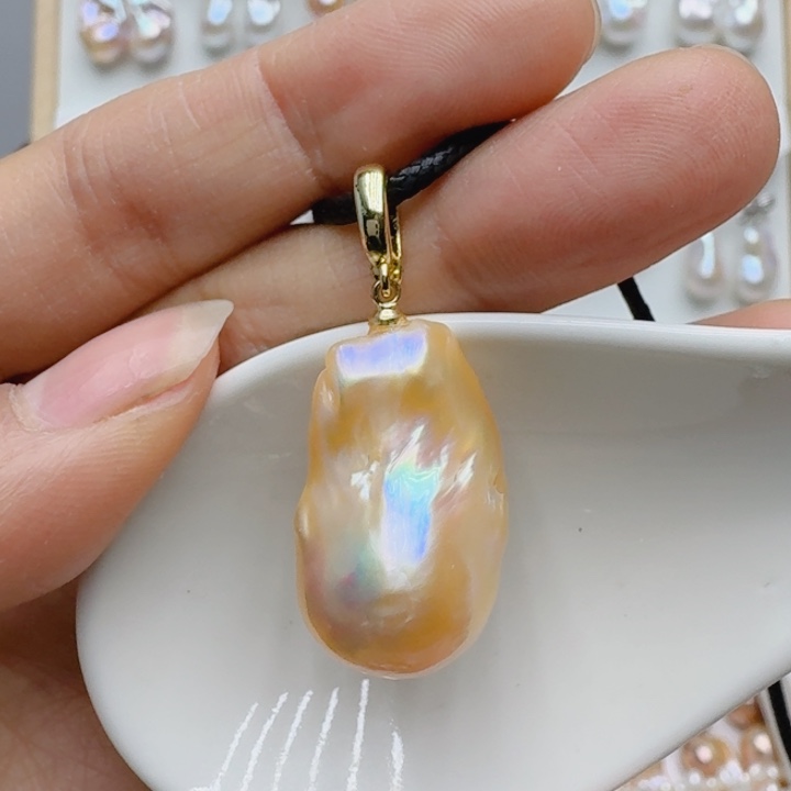 颈饰淡水珍珠未镶嵌